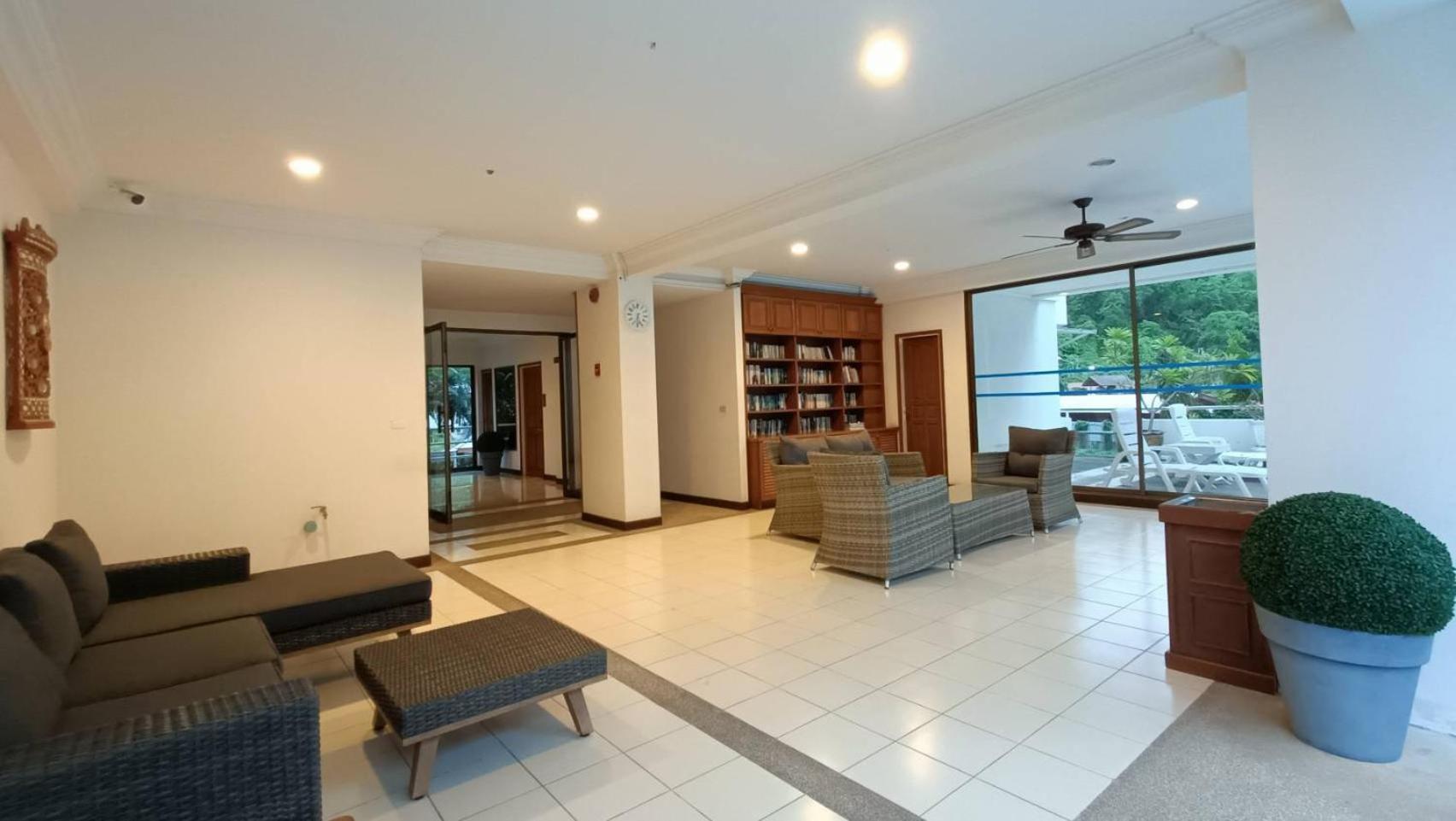 The Monaco Residence Pattaya Exterior photo